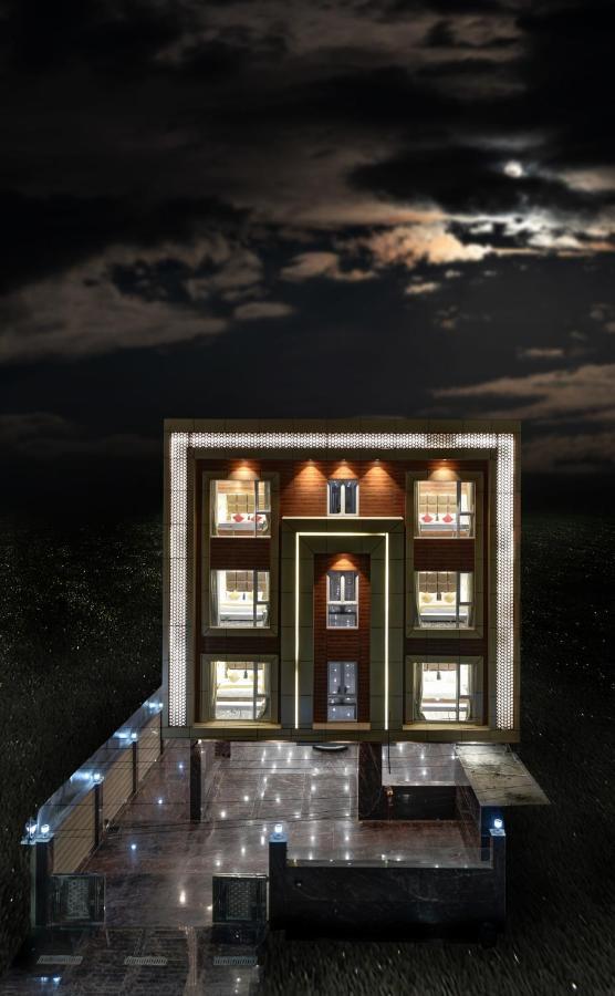 Hotel Golden Tree Noida Exterior foto