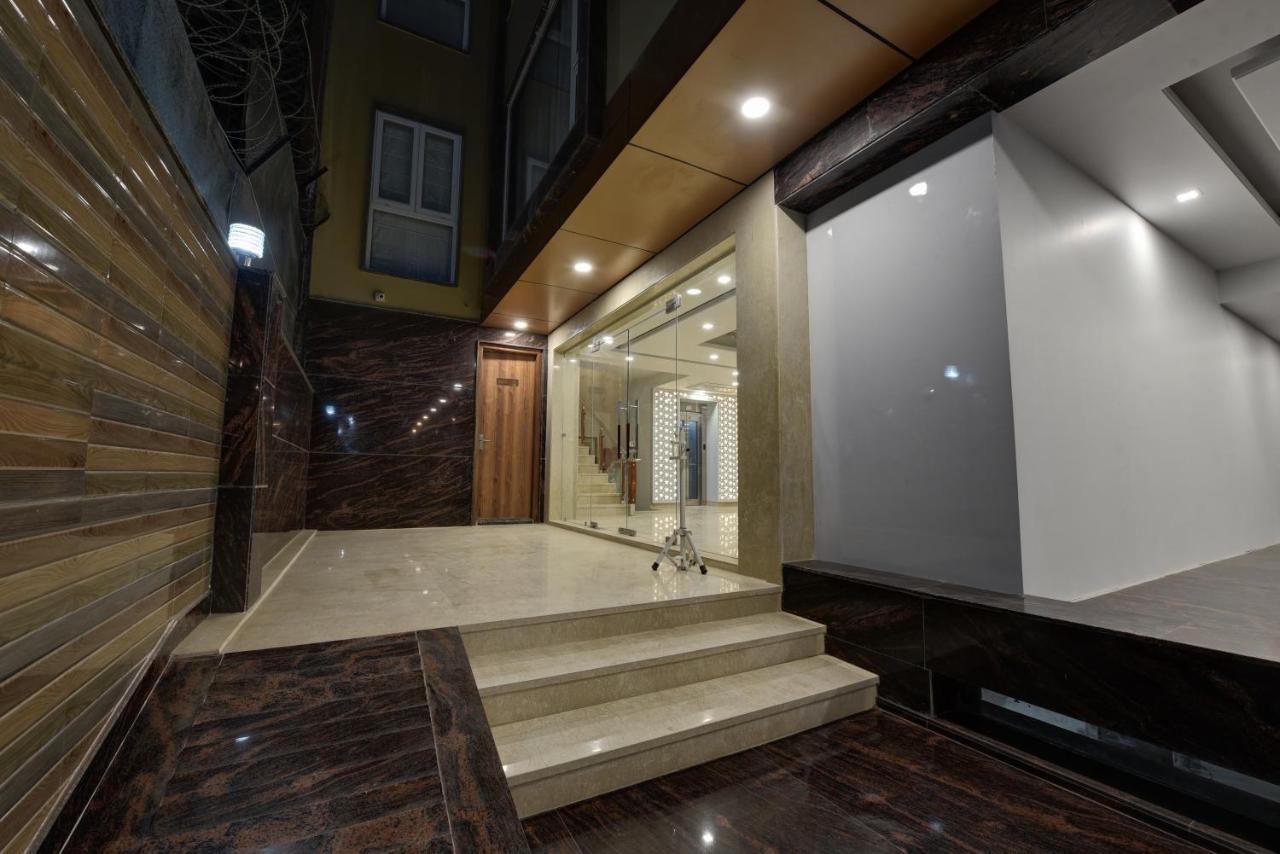 Hotel Golden Tree Noida Exterior foto