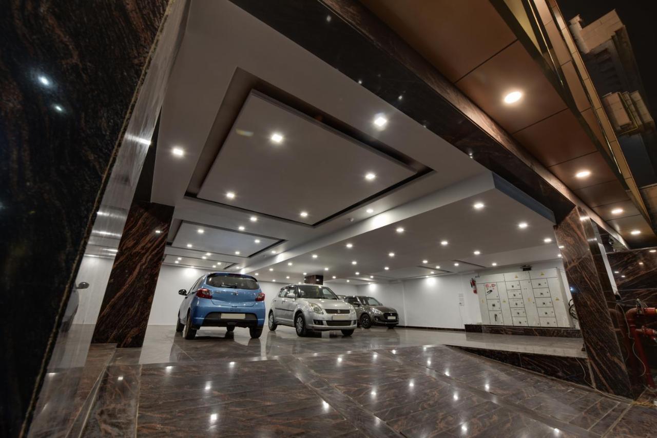 Hotel Golden Tree Noida Exterior foto